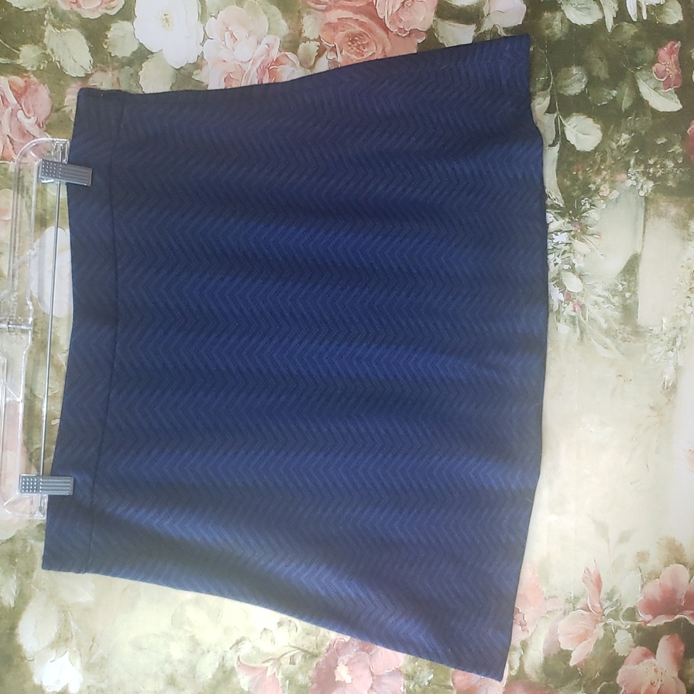 2/$5 Ann Taylor Sz 14 skirt